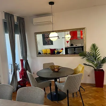 Appartamento Luxury Ora *
